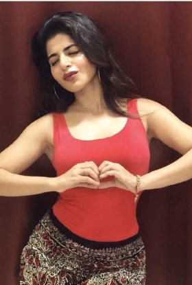 Muskan +971521341047